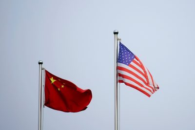 واشنطن لا تفكر في رفع العقوبات عن الصين أو وزير دفاعها