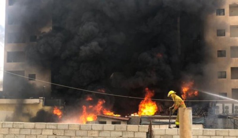 حريق كبير بفندق لافيدا في بيروت