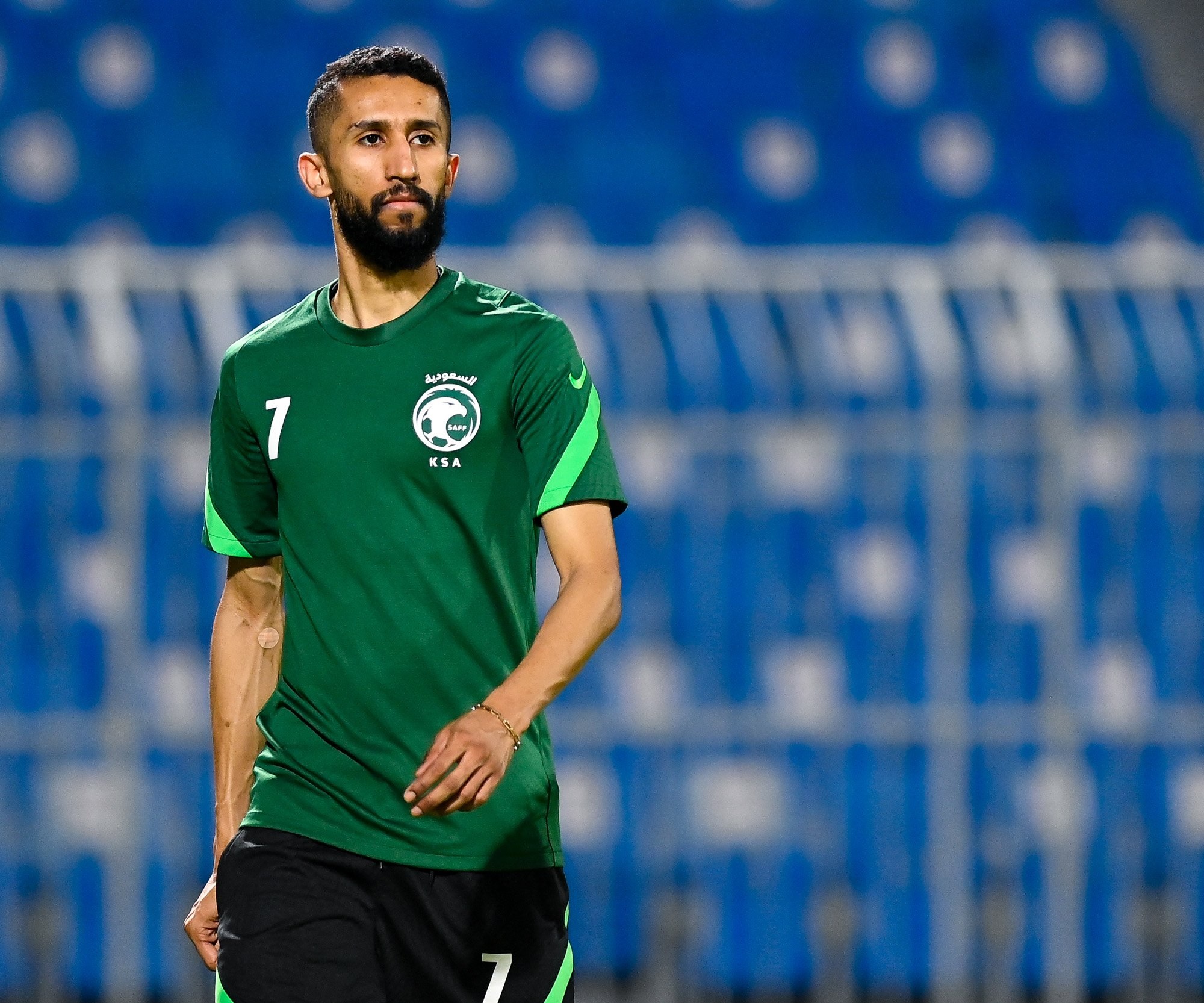 سلمان الفرج يغيب عن مران المنتخب السعودي