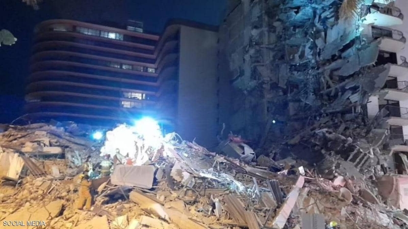 شاهد عملية إنقاذ ضخمة بعد انهيار مبنى في مدينة أميركية