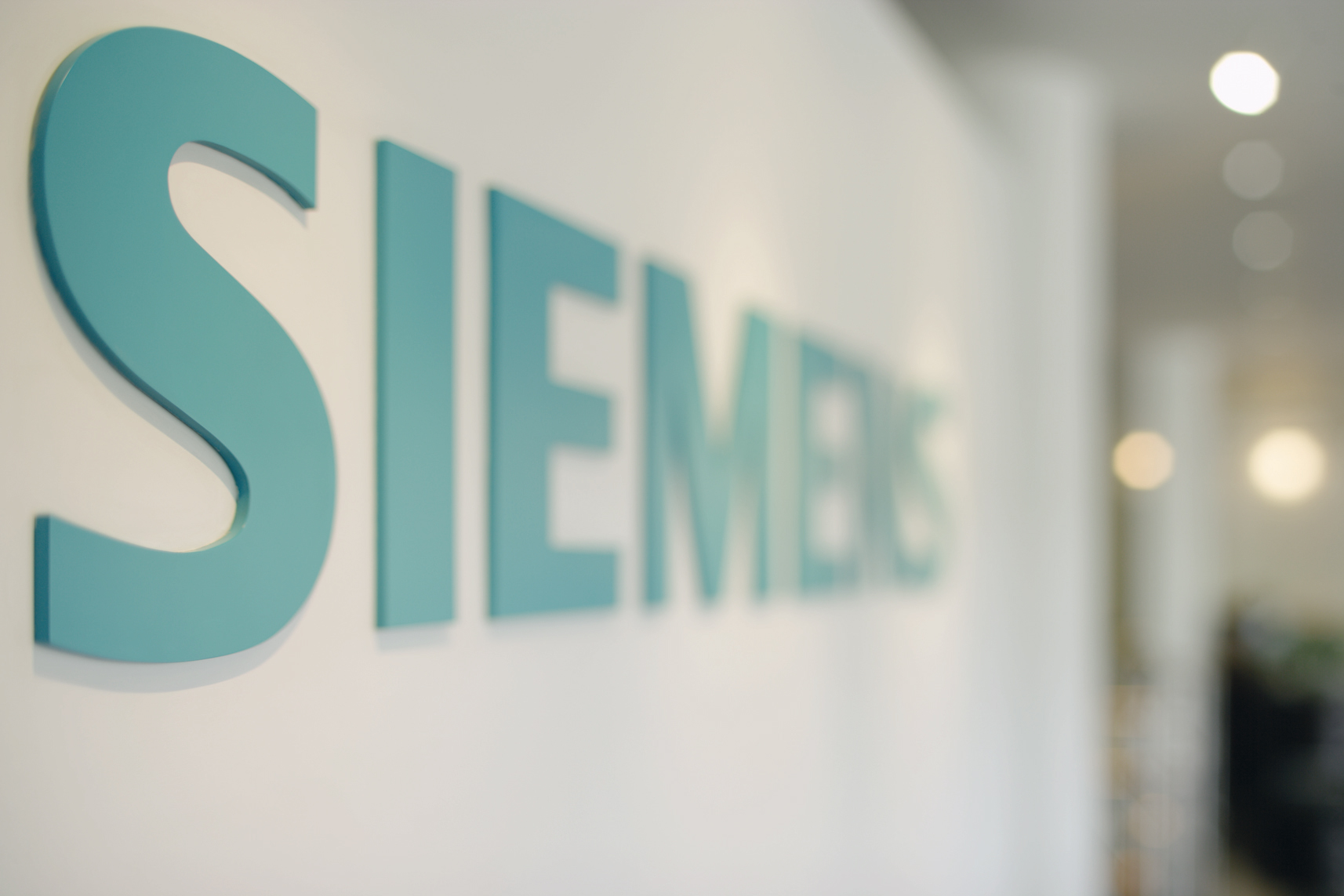 #وظائف هندسية وإدارية شاغرة في شركة سيمينس