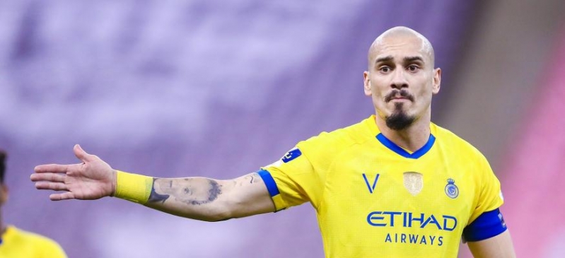 مايكون مدافع النصر السابق