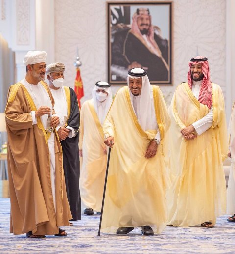 وزير الداخلية: زيارة سلطان عُمان للمملكة تؤكد التلاحم والعلاقة الراسخة بين البلدين