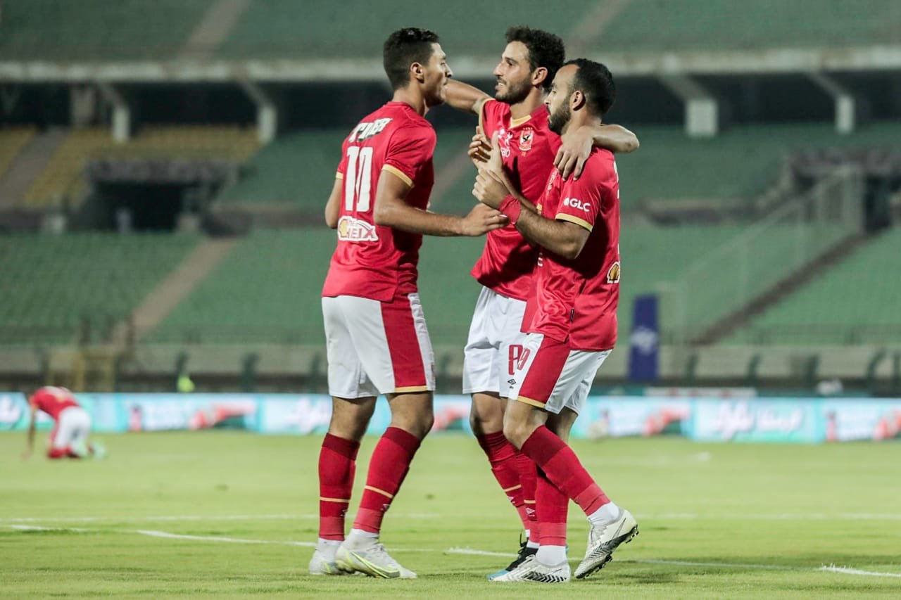 الأهلي يتجاوز المقاصة برباعية في الدوري المصري