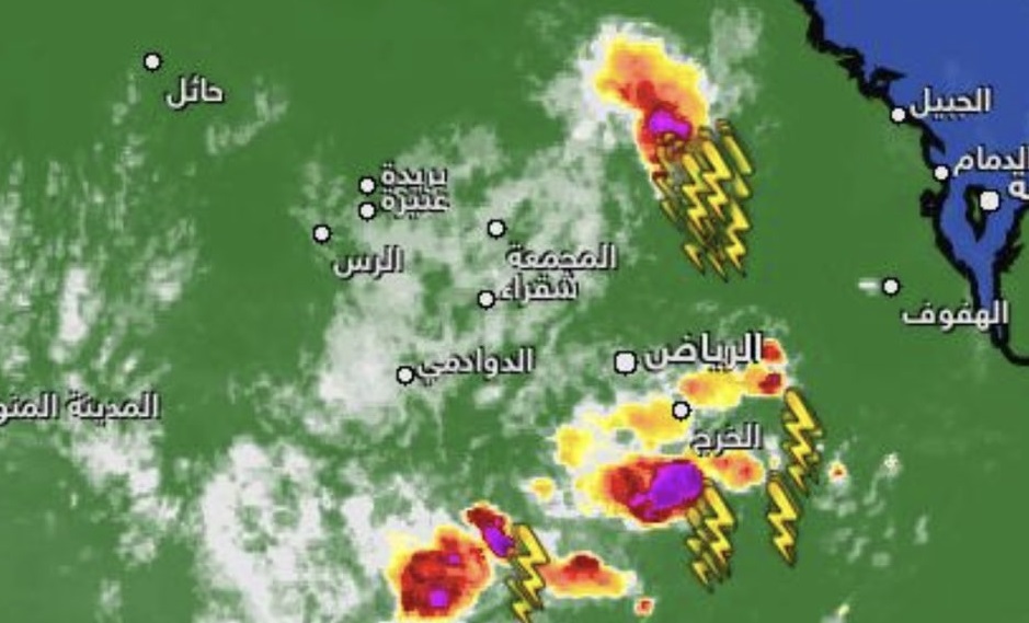 الحصيني : أمطار غزيرة وسيول متوقعة على جازان وعسير .. ابتعدوا عن الأودية
