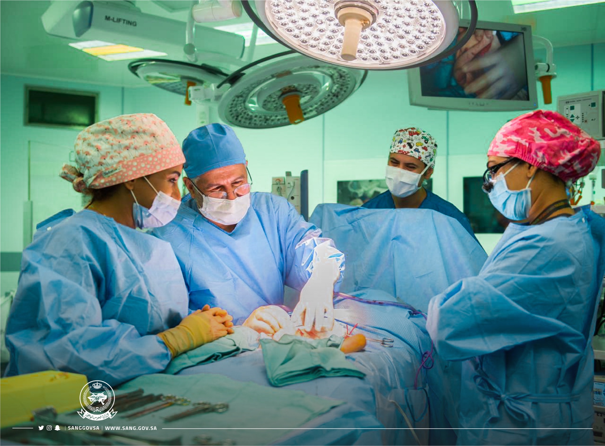 نجاح عملية فصل التوأم الطفيلي اليمني بعد جراحة دامت 8.5 ساعات