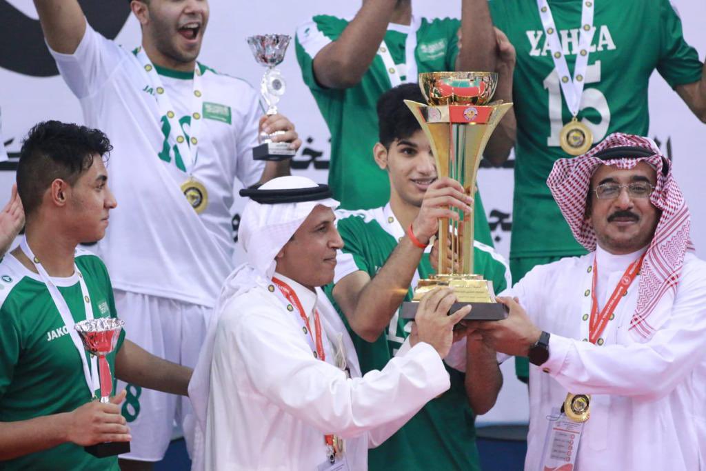أخضر الطائرة لـ الناشئين بطلًا للخليج