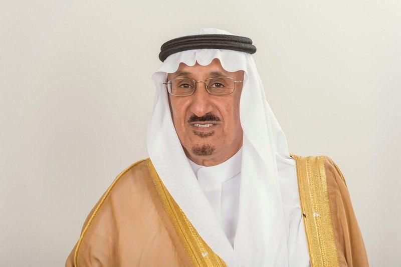 اختيار فهد السماري شخصية العام الثقافية لجائزة الأمير عبدالله الفيصل