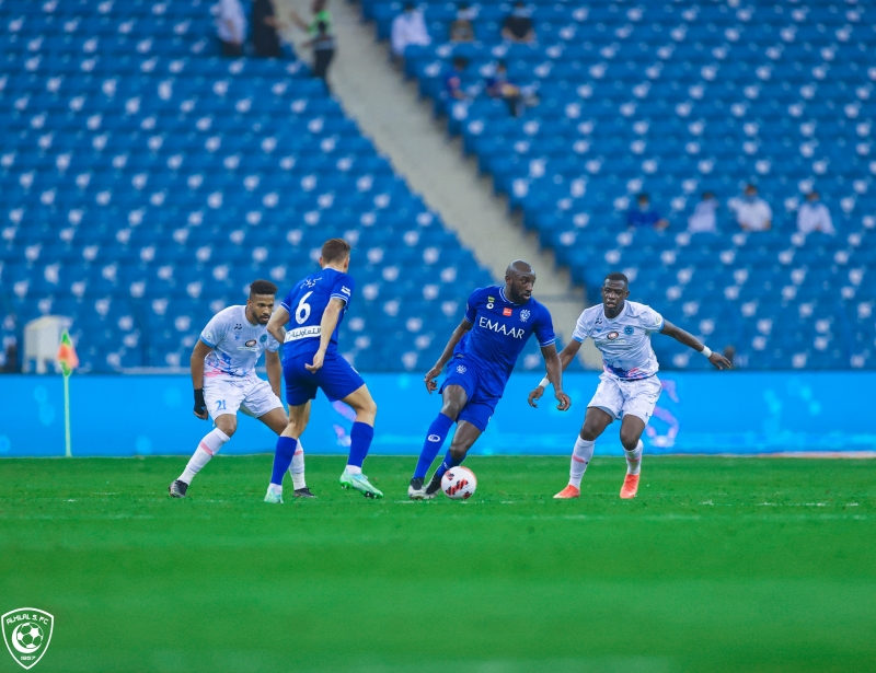 الهلال والباطن