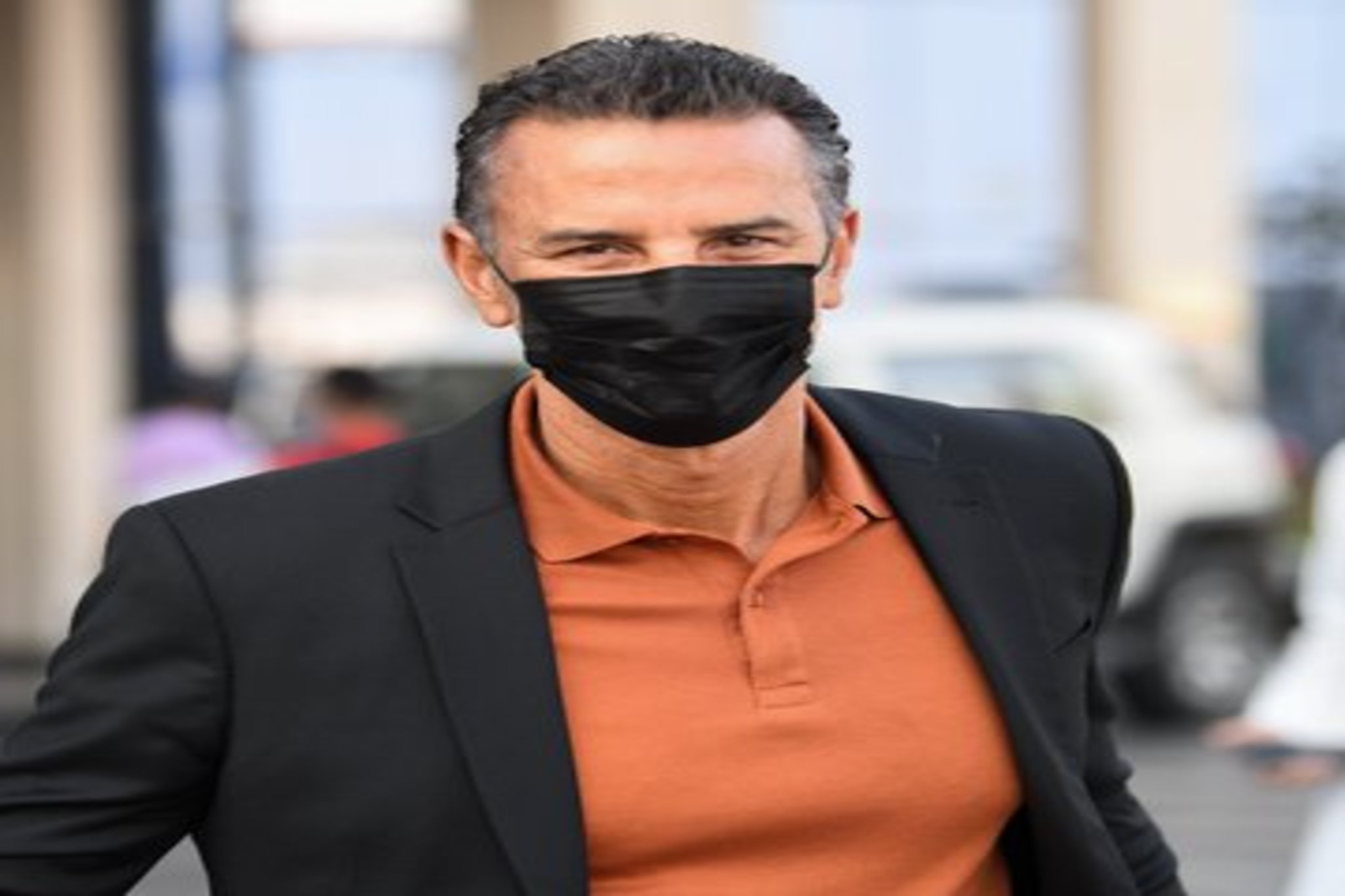 الإقالة تهدد مدرب الشباب !