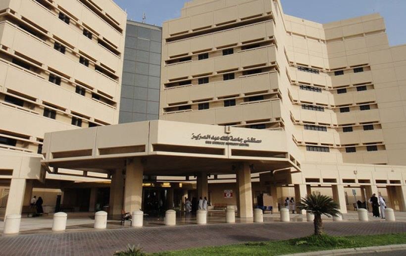 تتويج 72 طبيبًا وطبيبة في اختبار الزمالة البريطانية بجامعة المؤسس