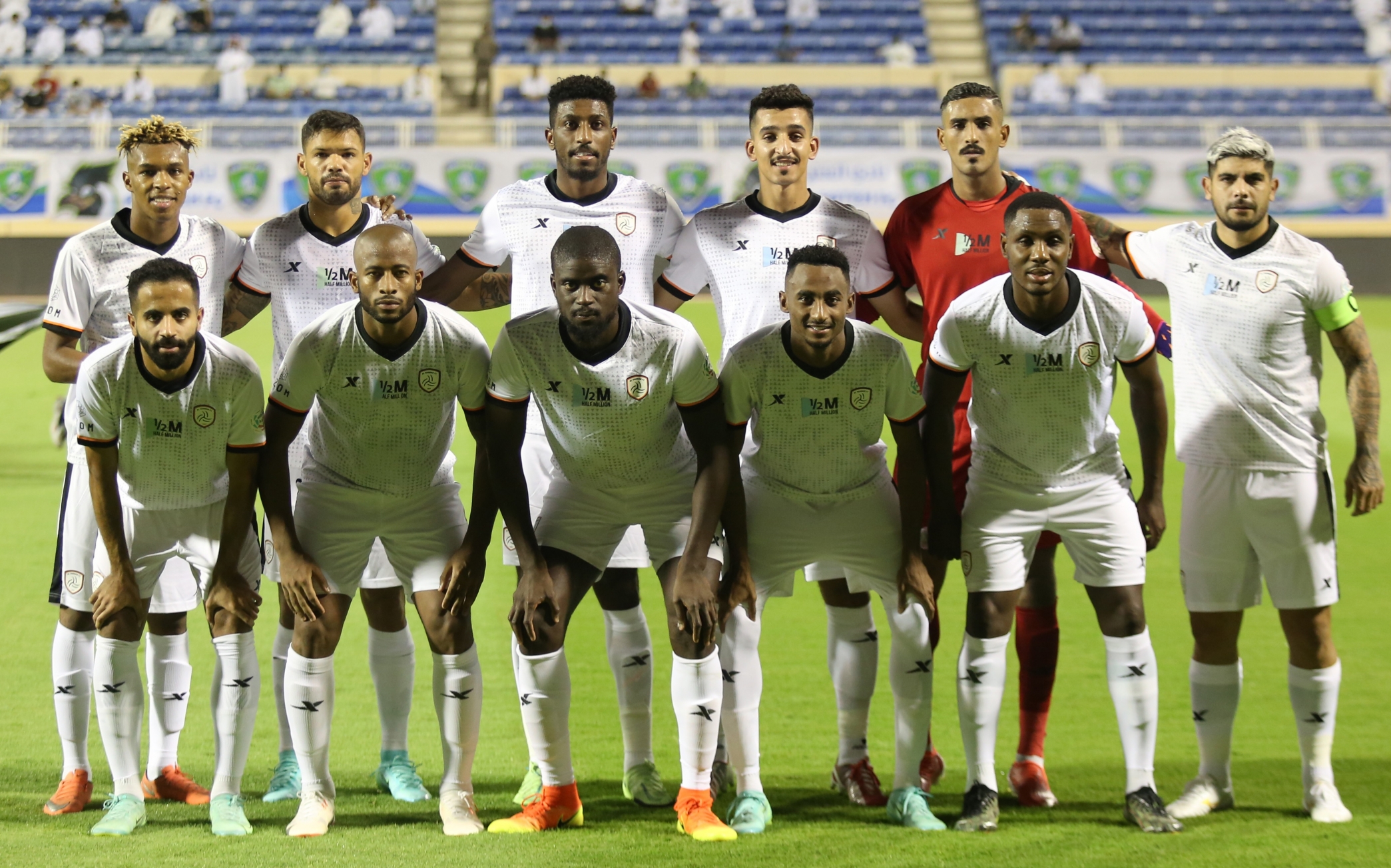 النصر الشباب ضد رابطة الدوري