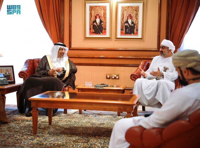 الفالح يبحث التعاون مع رئيس محافظي البنك المركزي في عمان - المواطن