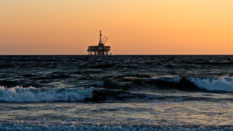 وقف إنتاج النفط في خليج المكسيك بسبب إعصار إيدا