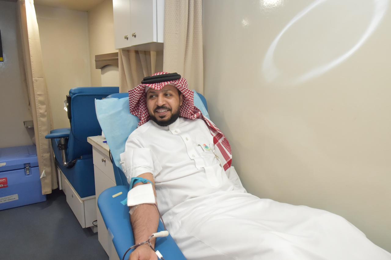 تعليم عسير يطلق حملة التبرع بالدم تحت شعار فداك دمي
