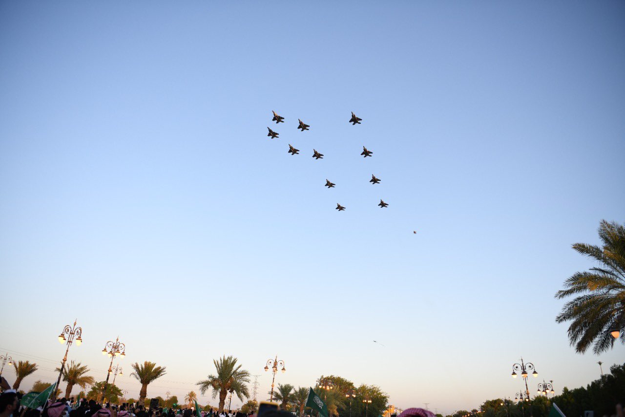 المقاتلات السعودية تشكل الرقم 91 فوق سماء مدينة تبوك