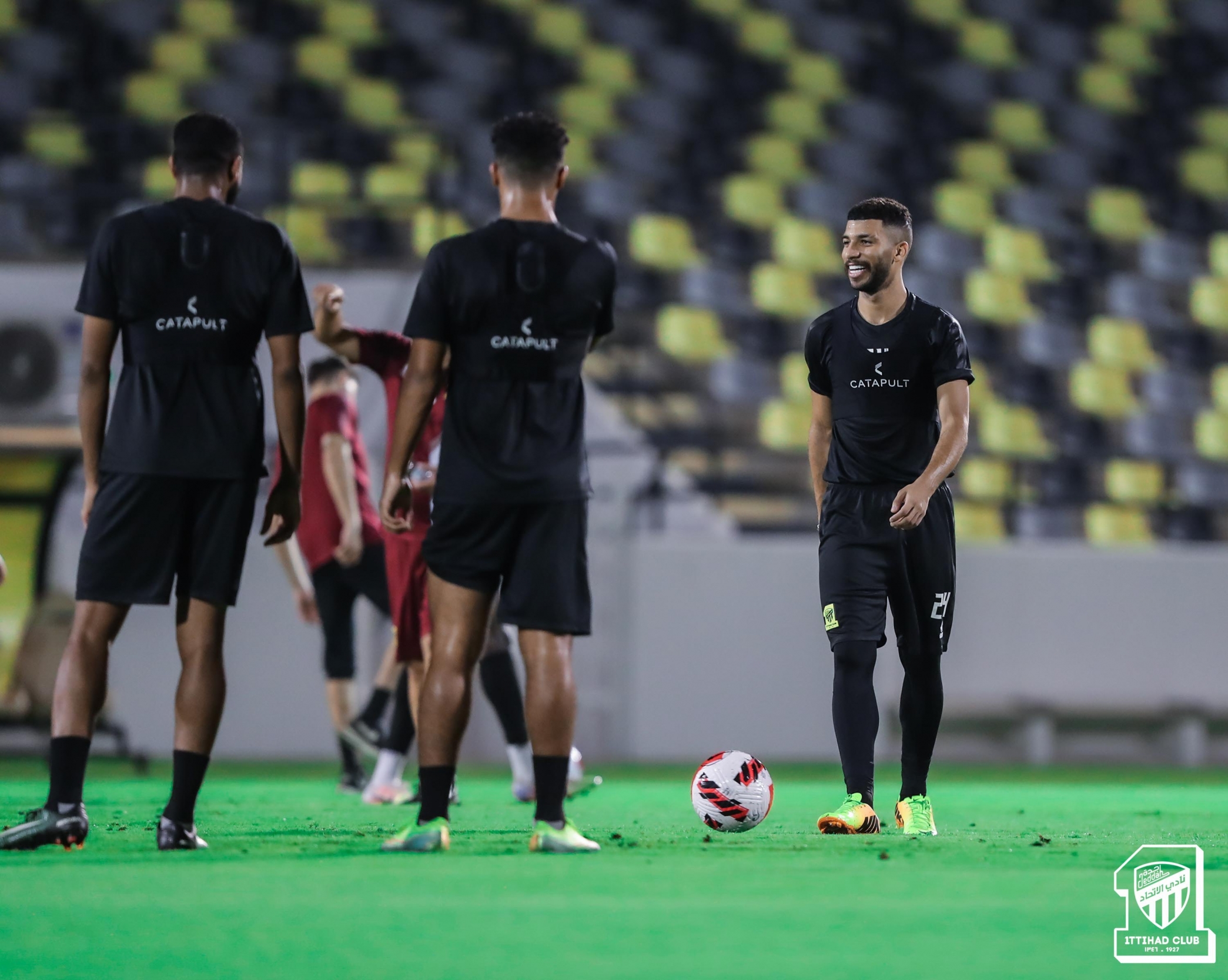 الاتحاد يُمطر شباك الأنصار بسباعية