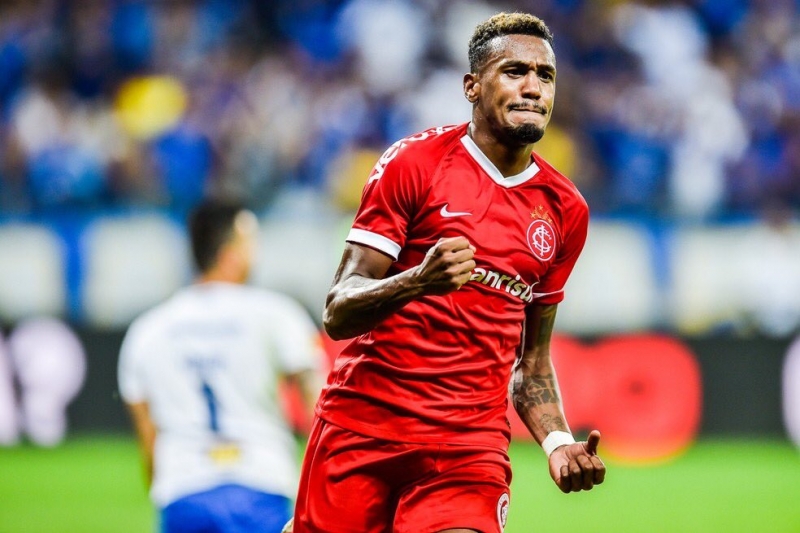 إدنيلسون لاعب إنترناسيونالي 