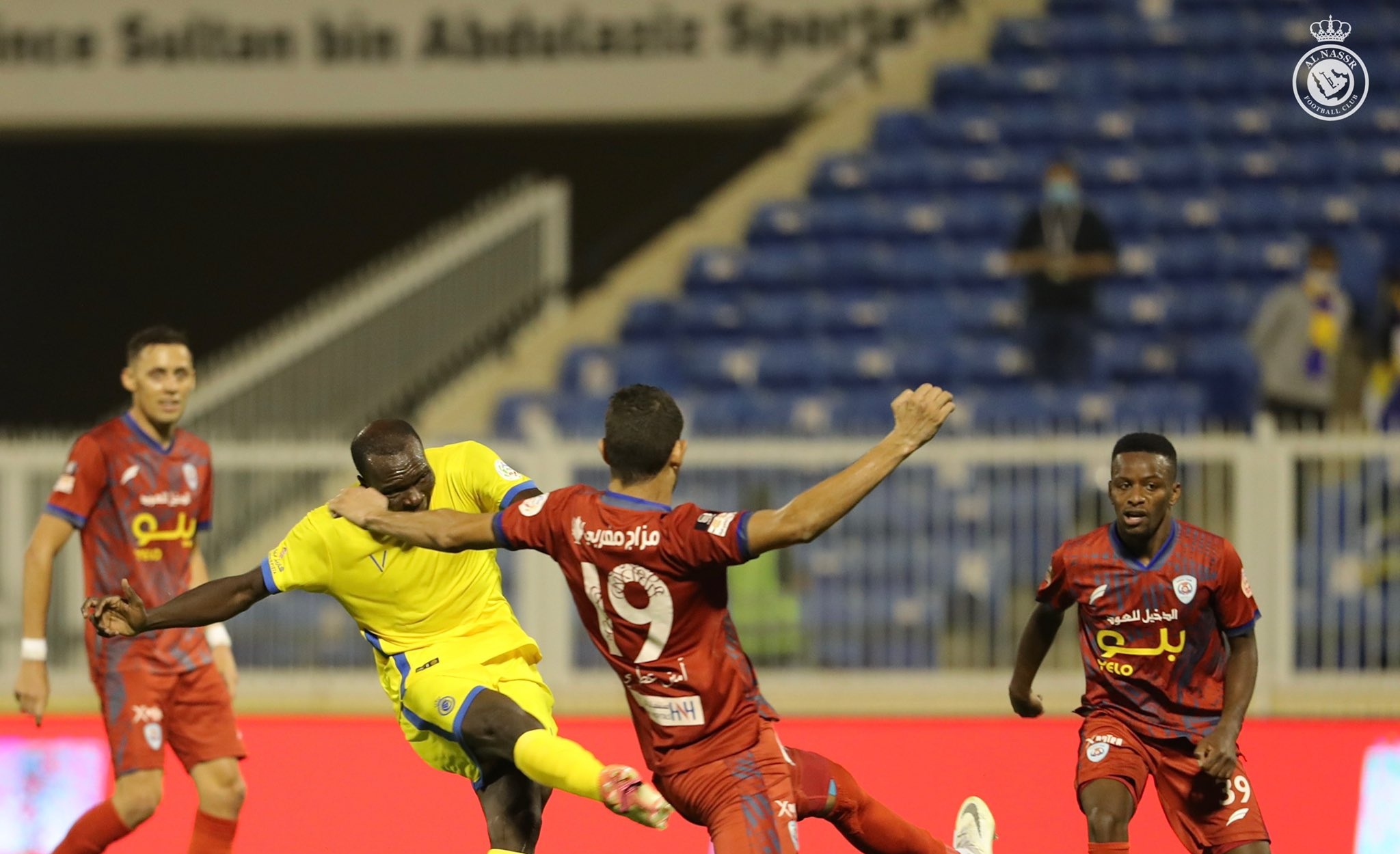 النصر يهدد وصافة الاتحاد بثلاثية في أبها