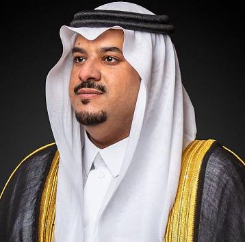 أمير الرياض بالنيابة يعزي الدكتور عبدالله الربيعة