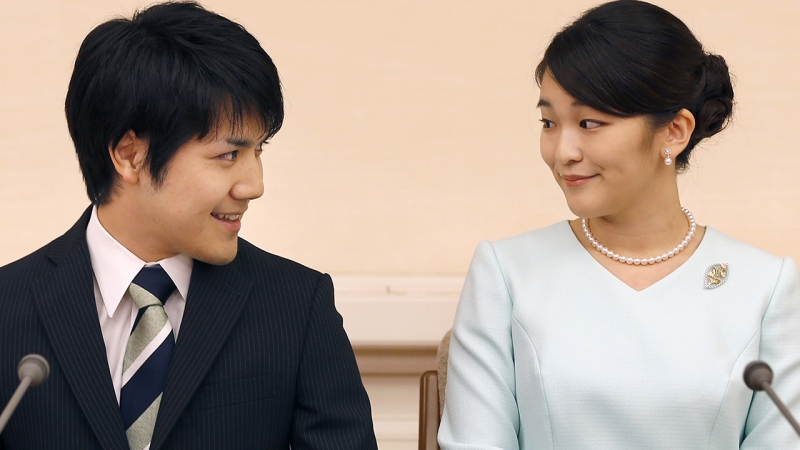 أميرة اليابان ترفض منحة بمليون إسترليني وتتخلى عن احتفالات زفافها ! 