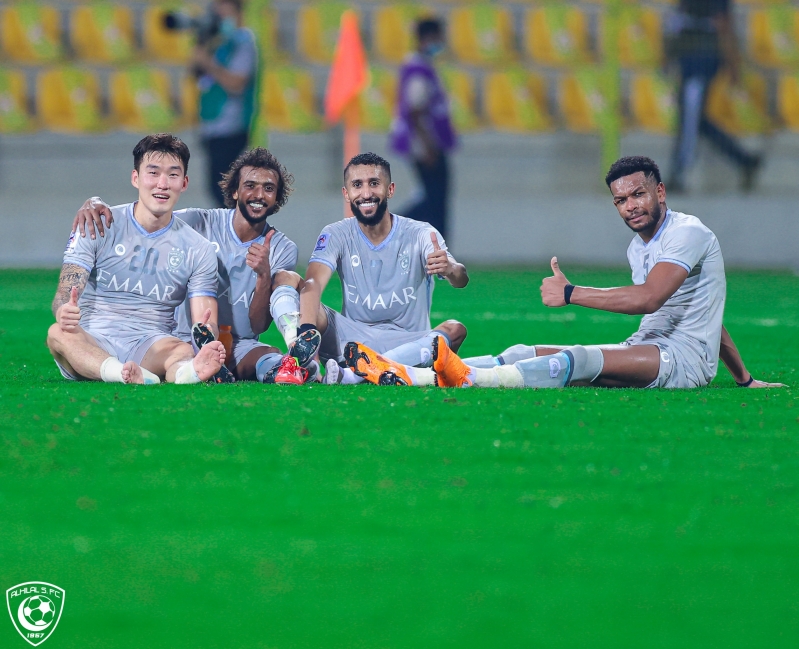 الهلال