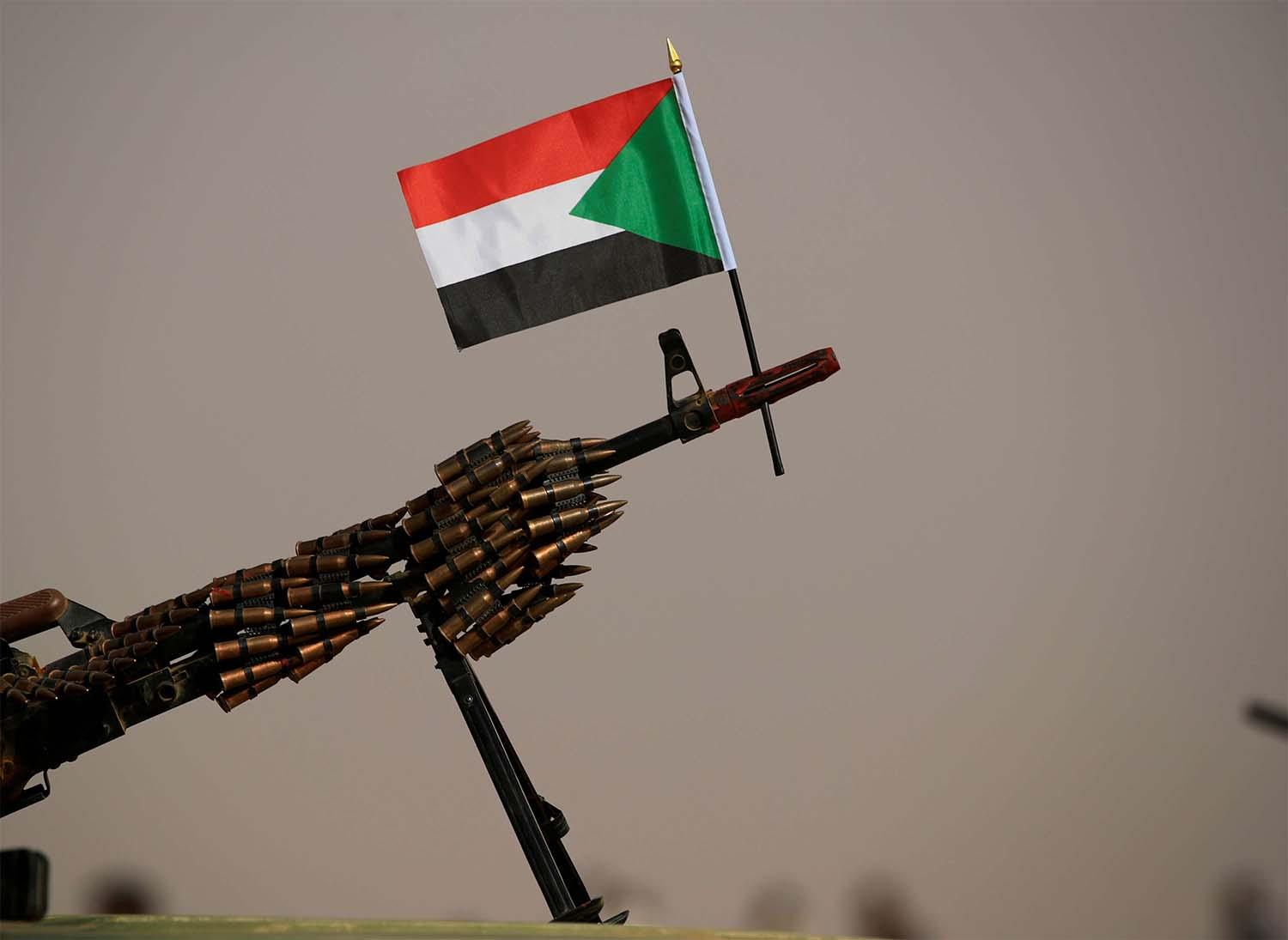 تفاصيل محاولة الانقلاب الفاشلة في السودان وأول صورة لمدبر الحركة