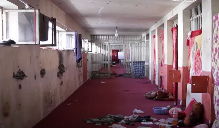 أكبر سجن في أفغانستان خاوٍ على عروشه