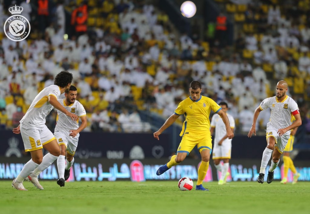 النصراويون يطالبون بتجديد عقد حمدالله