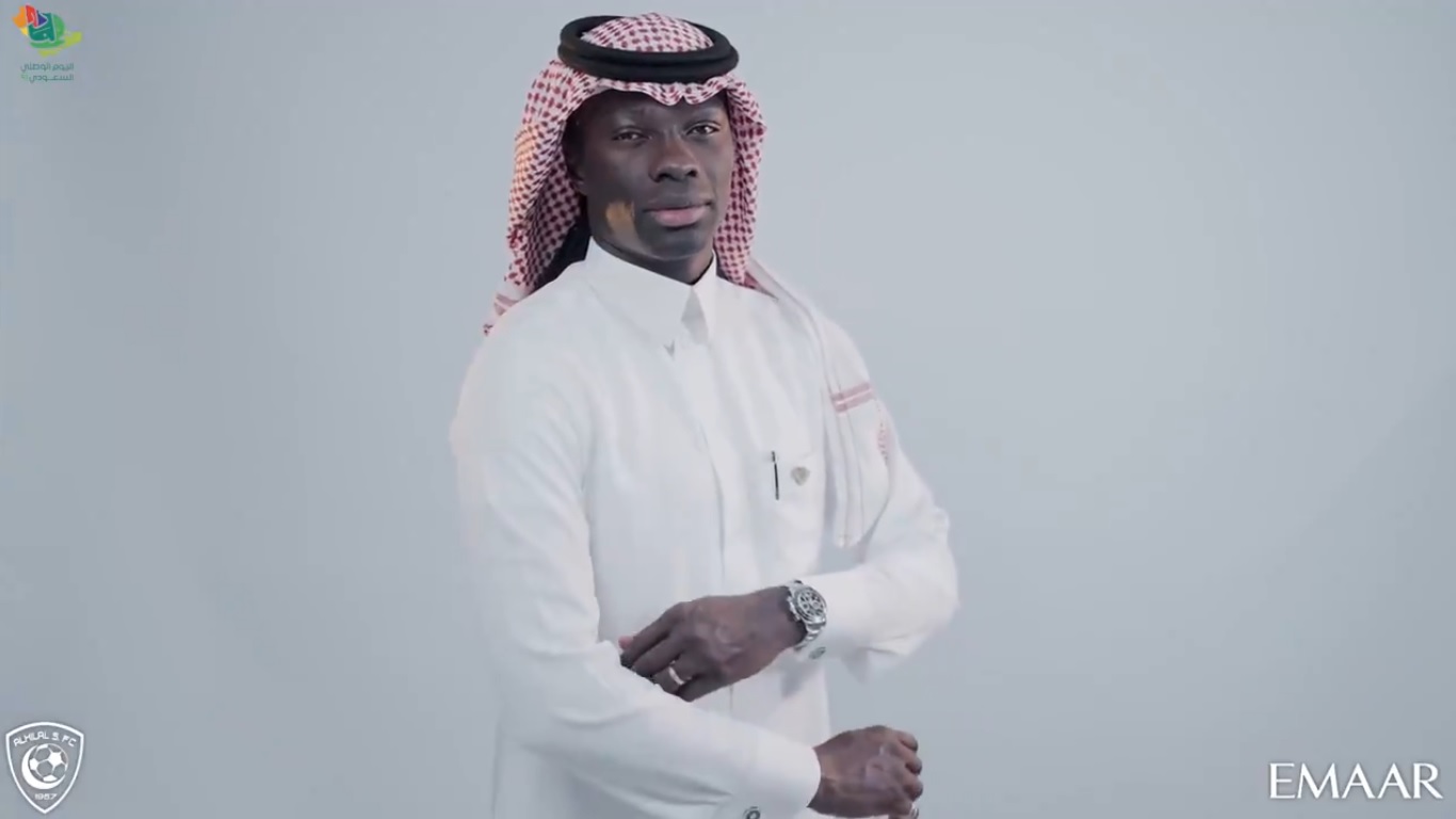 أجانب الهلال يحتفلون باليوم الوطني