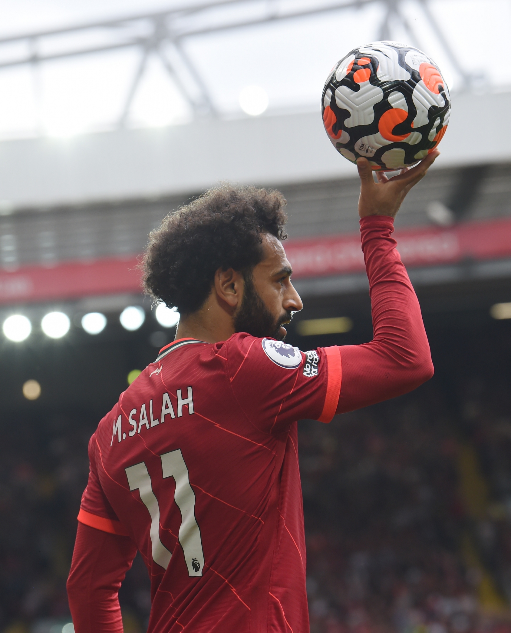 ليفربول مشيدًا بـ محمد صلاح: لا يُصدق