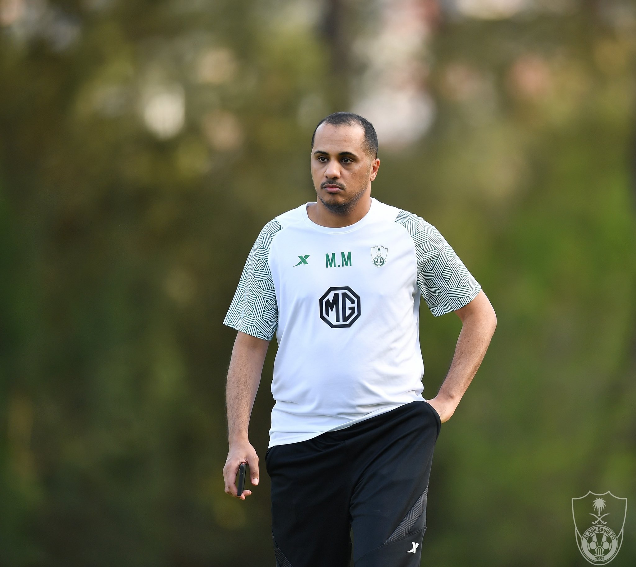 جماهير الأهلي تطالب بإقالة موسى المحياني