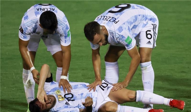 ميسي يقلق جماهير منتخب الأرجنتين