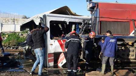 إصابة 33 شخصًا في اصطدام قطارين جنوبي تونس