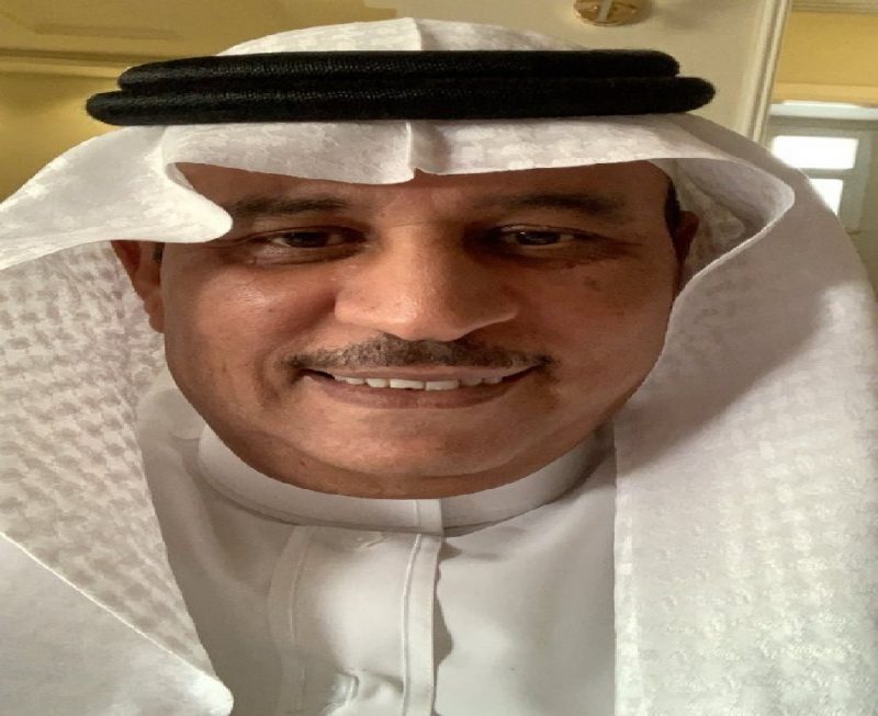 الإعلامي الراحل طارق بن طالب