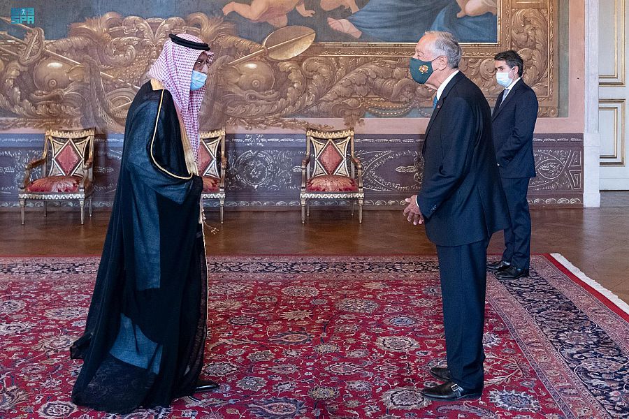 سعود بن عبدالمحسن يقدم أوراق اعتماده سفيرًا لدى البرتغال