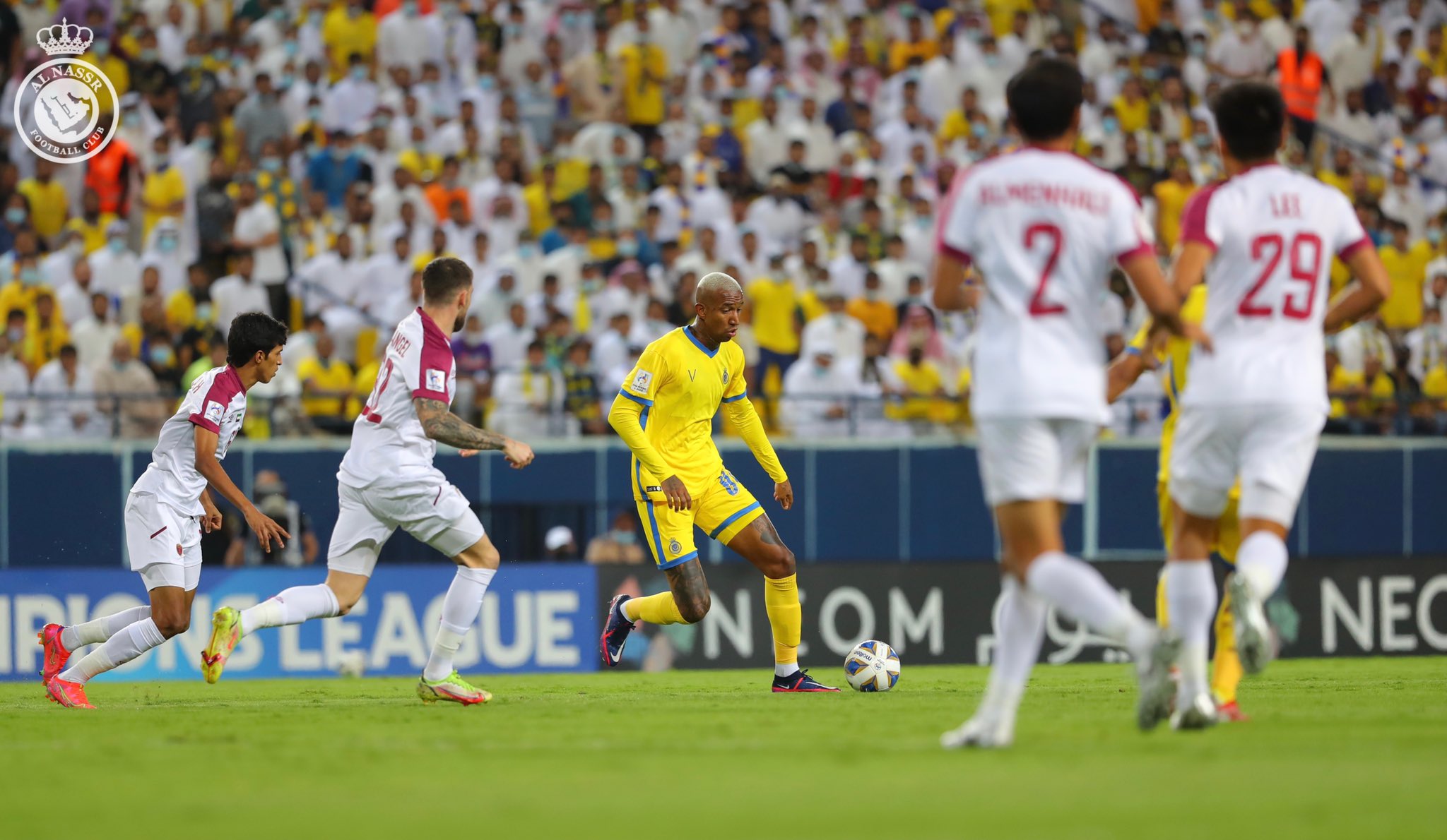 النصر يُنهي الشوط الأول بهدف