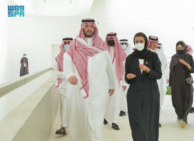 تركي بن محمد يزور جناح الإمارات بمعرض إكسبو