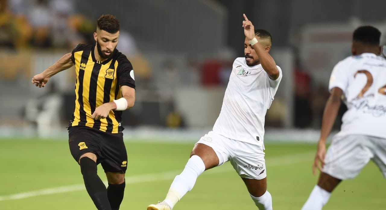 الشباب يتفوق على الاتحاد