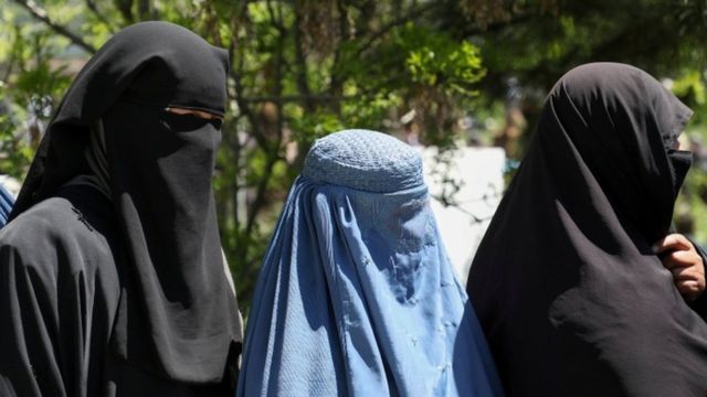 كبار العلماء لـ الحكومة الأفغانية: منع المرأة من التعلم لا يجوز في شريعة الإسلام