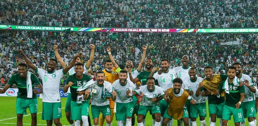 الفوز رقم 7 يُحفز المنتخب السعودي