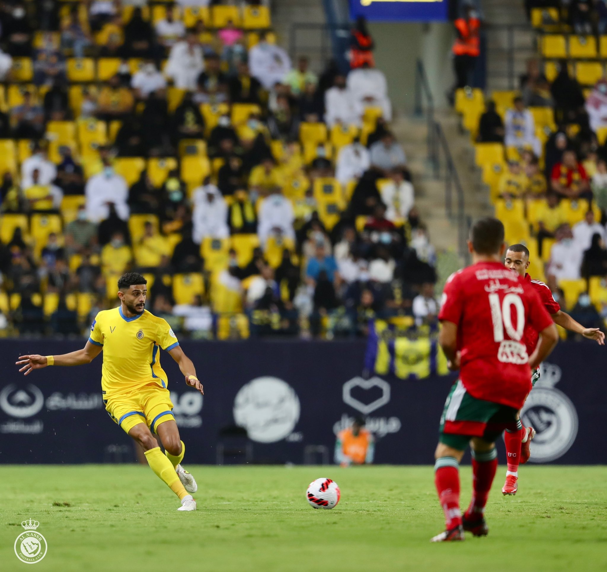 تعادل النصر والاتفاق بالشوط الأول