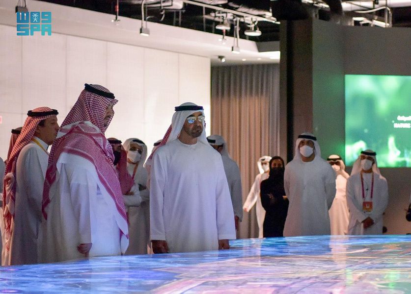 محمد بن زايد يزور جناح السعودية في إكسبو 2020