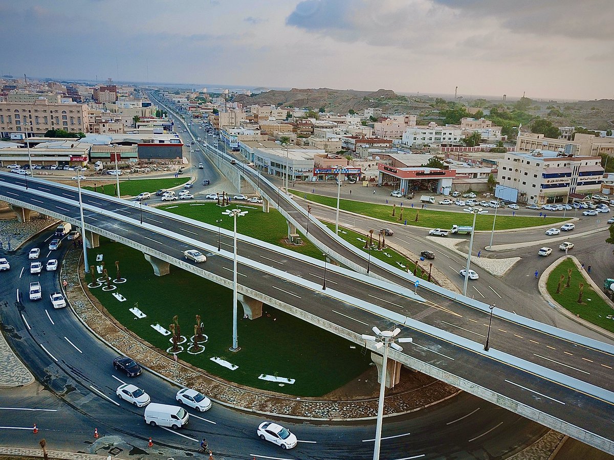 المسند: الظهر في عرعر أبرد من الفجر في جازان