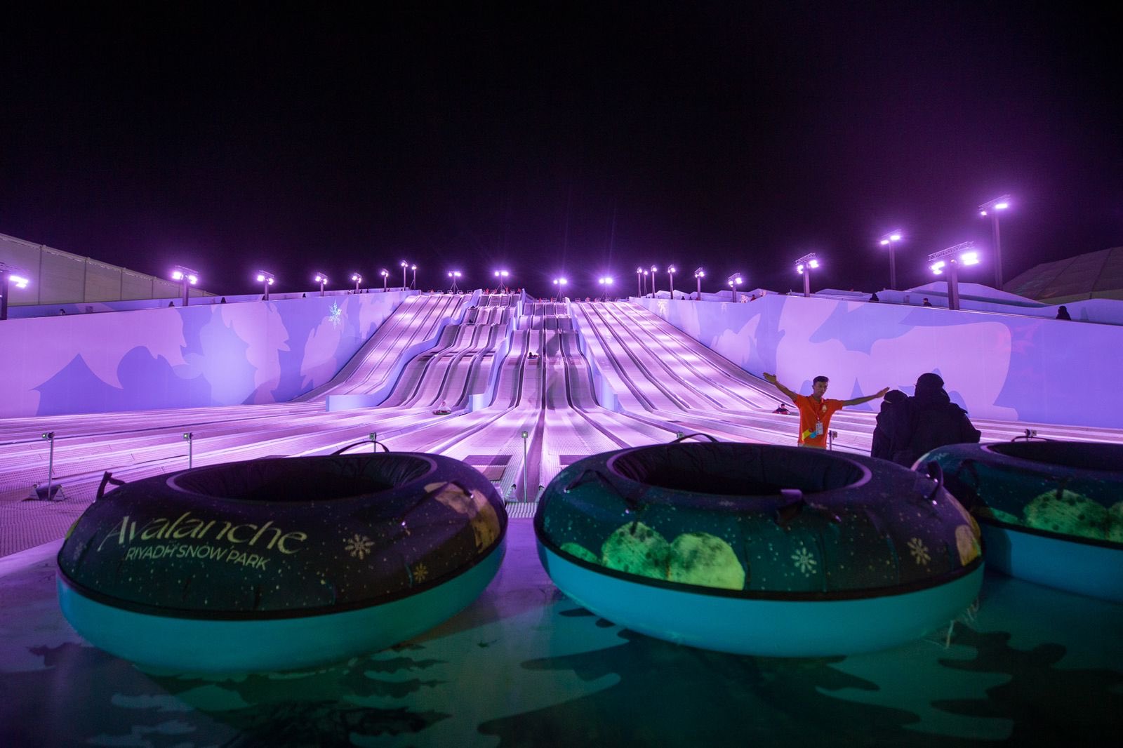 Giant slide ya shiga Riyaad kakar Guinness Book | Gidan yanar gizon jama'a don Saudi, Gulf da labaran duniya