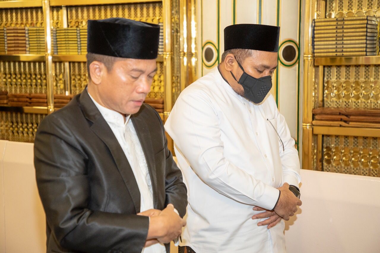 وزير الشؤون الدينية الإندونيسي من المسجد النبوي: مشاعري لا توصف