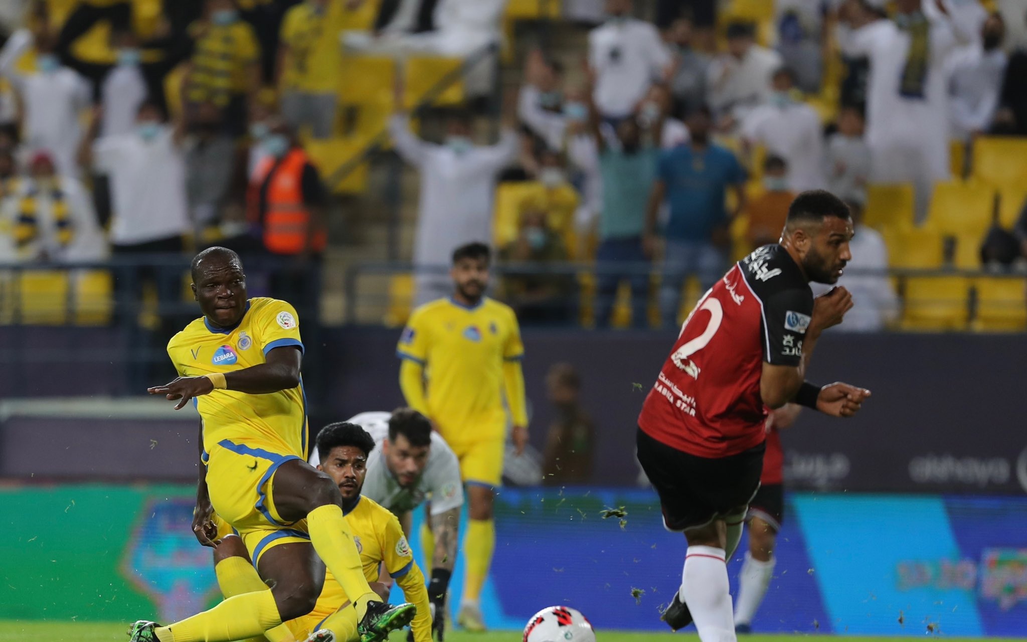 النصر يواصل عثراته بـ تعادل أمام الرائد