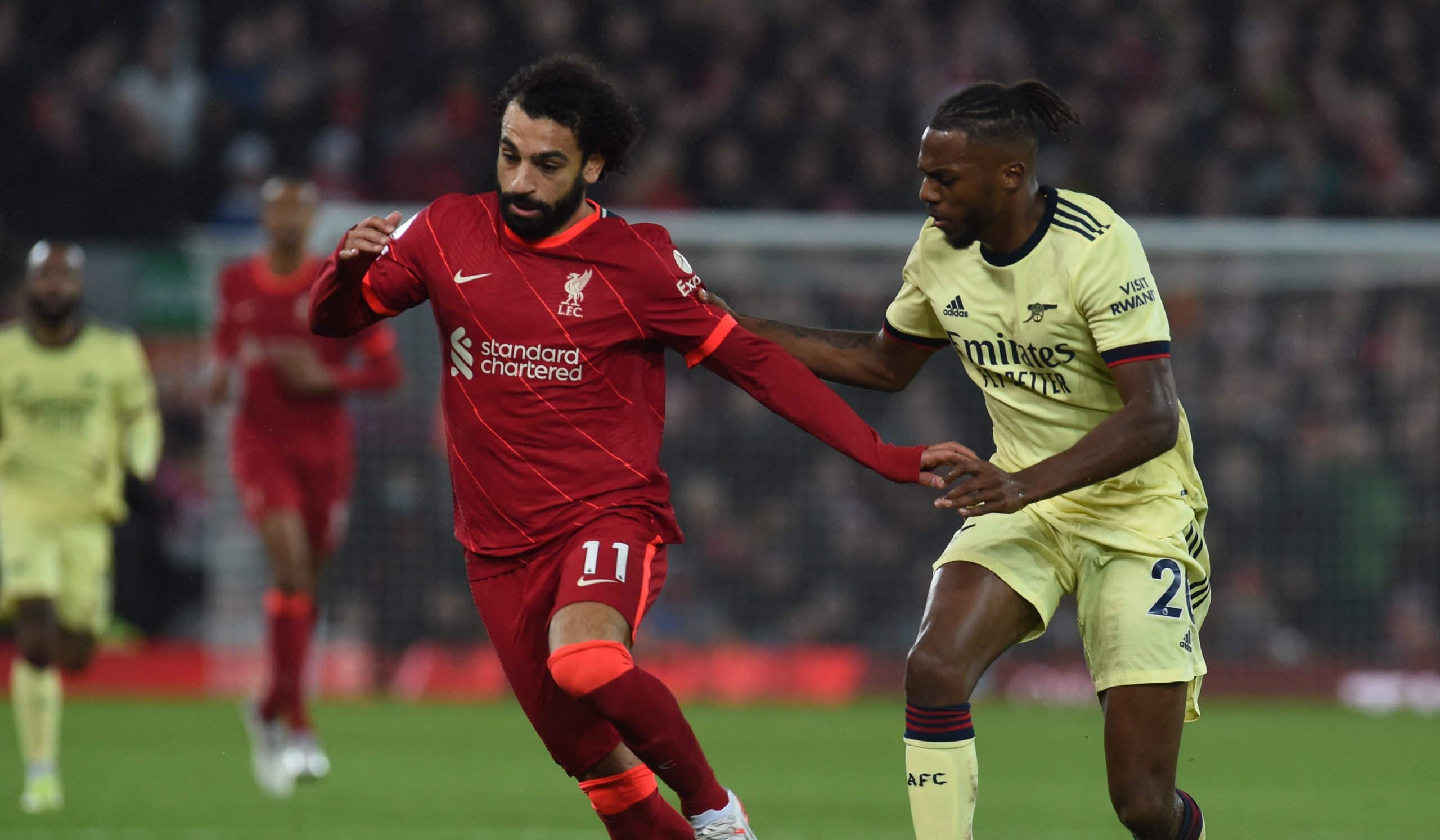 ليفربول يُسقط آرسنال برباعية