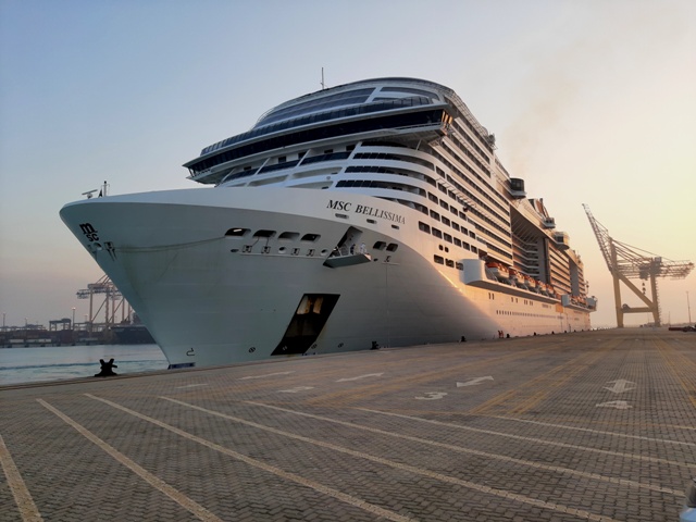 ميناء الملك عبدالله يستقبل MSC بيليسيما أكبر سفينة سياحية في تاريخ المملكة