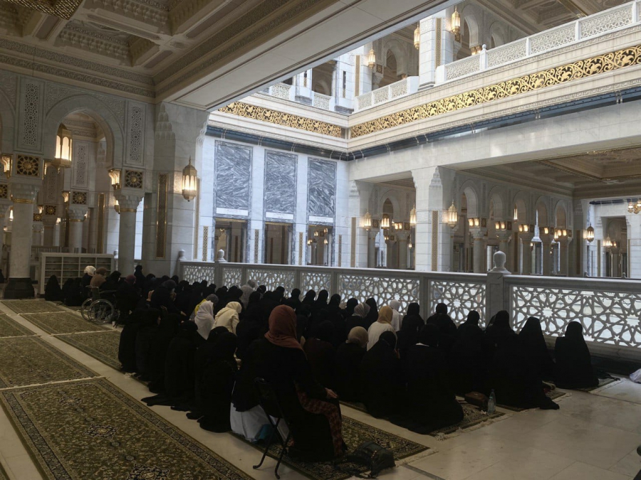 المصليات والأروقة جاهزة لاستقبال المعتمرات والزائرات بـ المسجد الحرام